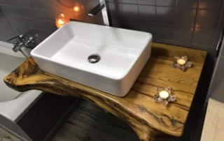 Realizzazione mobile bagno in legno